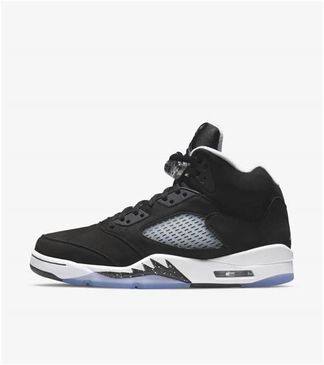 nike air jordan moonlight|nike jordan 5 moonlight.